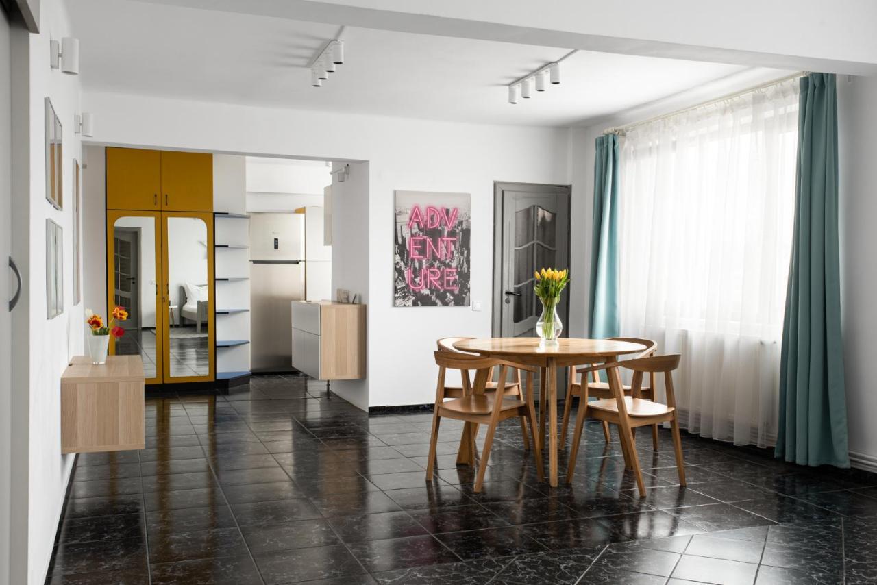 Spacious ultracentral apartment Cluj-Napoca Exterior foto